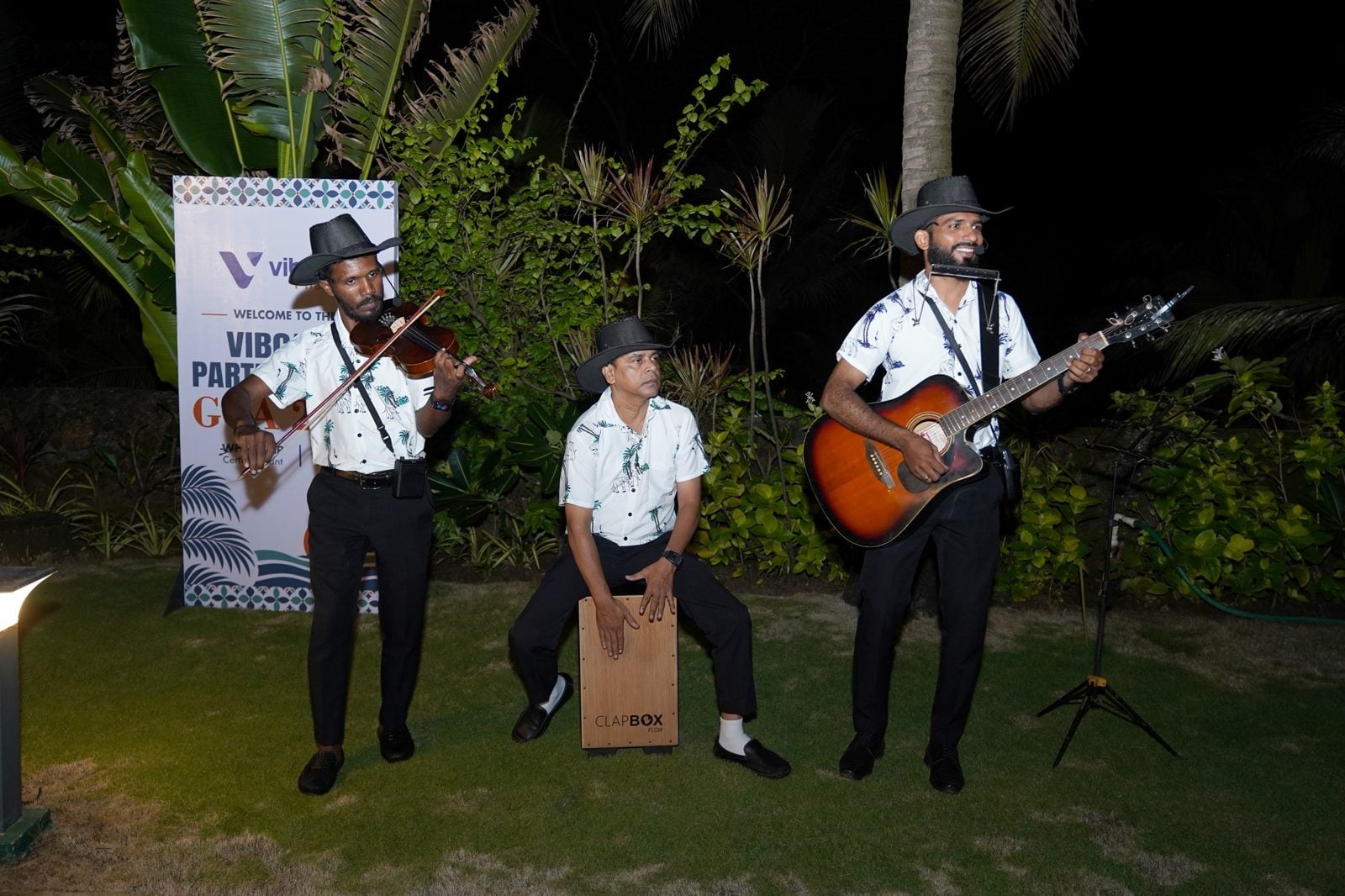 Live Goan band on the resort lawn